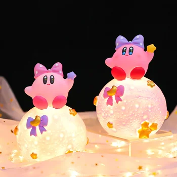 Roz Kirby Figura Luna Lumina de Noapte Sanrio Kawaii Desene animate 3D Ornament Frumusete Drăguț Dormitor Noptieră cu Lampă cu Lumină LED, Decoratiuni Cadou
