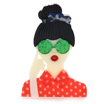 Wuli&copilul Acrilice Tricou Fata Purta ochelari de soare Brosa Ace 2021 Nou Designer de Femei Broșe Bijuterii Moda Lady Petrecere Accesoriu Pin